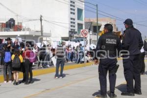 MANIFESTACIÓN ESTUDIANTES UTH