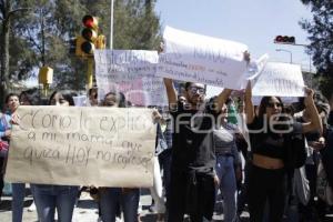 IBERO . MANIFESTACIÓN ESTUDIANTES