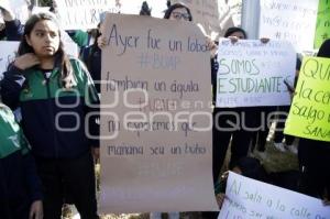 MANIFESTACIÓN . ESTUDIANTES BINE