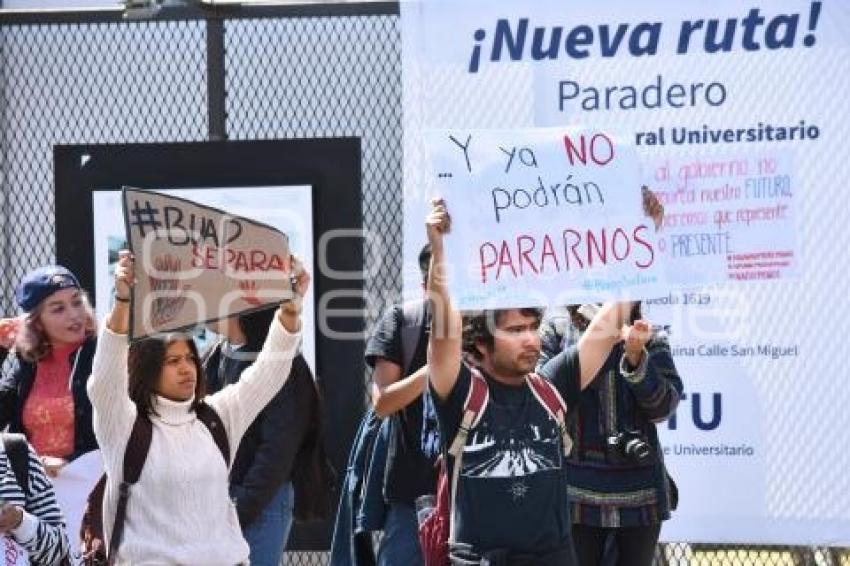 MANIFESTACIÓN BUAP COMUNICACIÓN