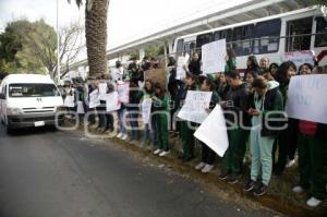 MANIFESTACIÓN . ESTUDIANTES BINE