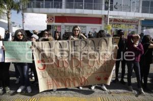 MANIFESTACIÓN ESTUDIANTES . UMAD