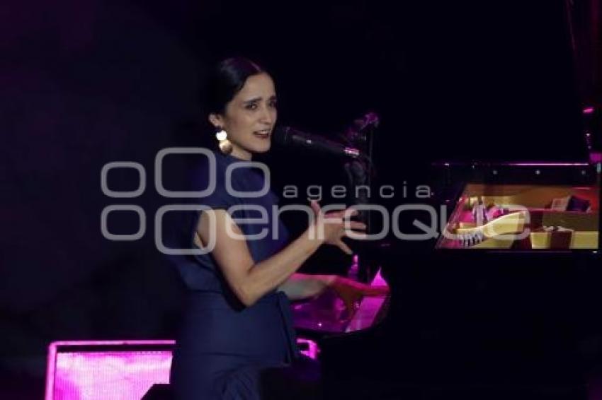 CONCIERTO JULIETA VENEGAS