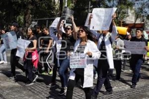 MANIFESTACIÓN ESTUDIANTES . UPAEP