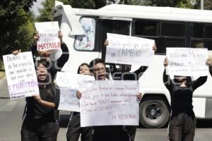 MANIFESTACION. ESTUDIANTES CENHCH