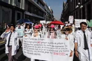 MANIFESTACIÓN ESTUDIANTES MEDICINA