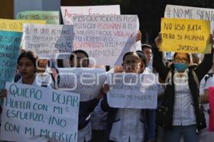 MANIFESTACIÓN UNIVERSIDAD ANGELÓPOLIS