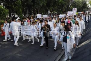 MANIFESTACIÓN ESTUDIANTES MEDICINA