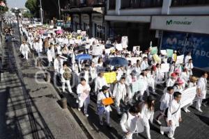 MANIFESTACIÓN ESTUDIANTES MEDICINA