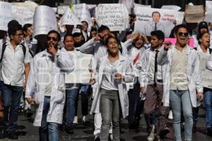 MANIFESTACIÓN ESTUDIANTES MEDICINA