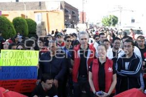 MEGA MARCHA UNIVERSITARIA . RECTOR UPAEP