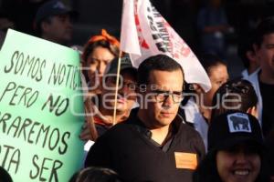 MEGA MARCHA UNIVERSITARIA . RECTOR ANÁHUAC