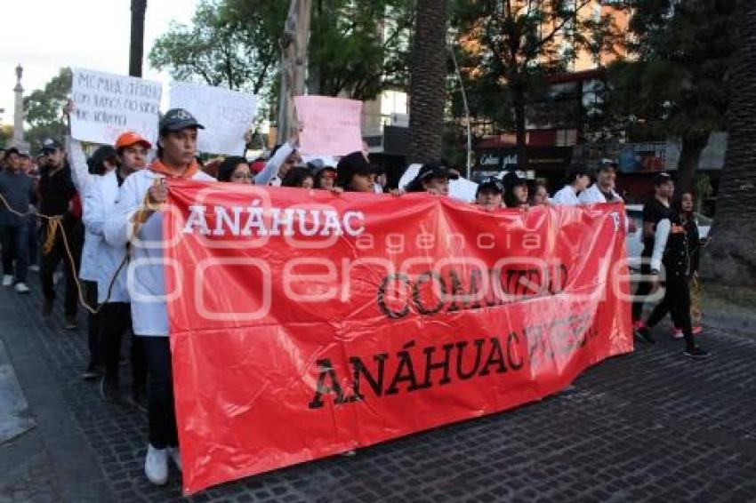 MEGA MARCHA UNIVERSITARIA