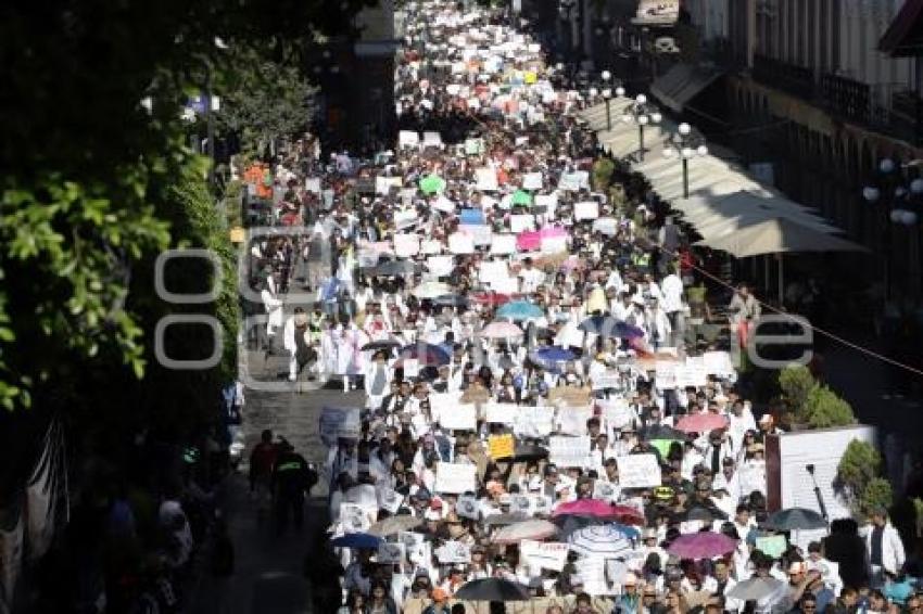 MEGA MARCHA UNIVERSITARIA