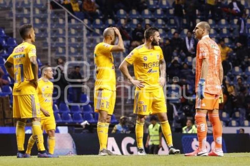 FÚTBOL . CLUB PUEBLA VS TIGRES