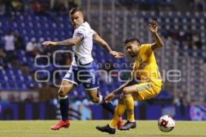 FÚTBOL . CLUB PUEBLA VS TIGRES