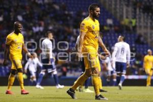 FÚTBOL . CLUB PUEBLA VS TIGRES