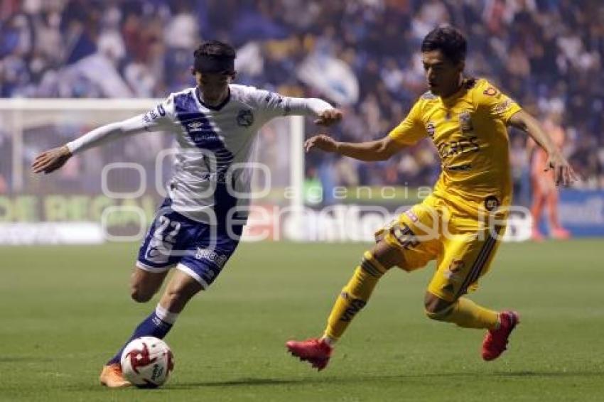 FÚTBOL . CLUB PUEBLA VS TIGRES