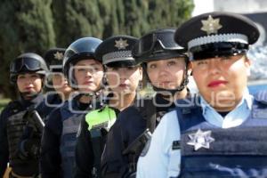 DÍA DE LA MUJER . POLICIA