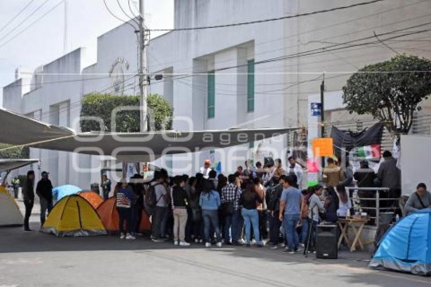 BUAP . PARO FACULTAD MEDICA