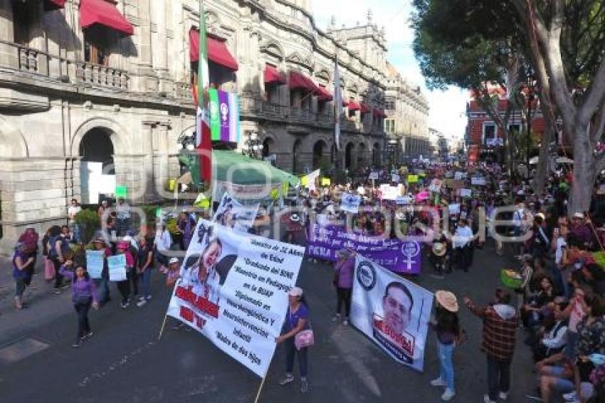 MARCHA . DÍA DE LA MUJER