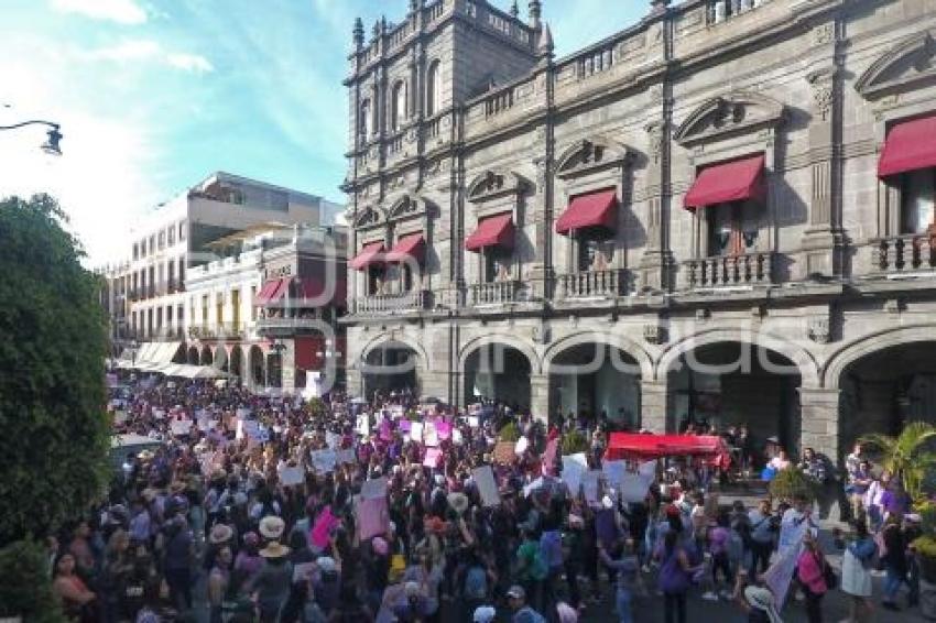 MARCHA . DÍA DE LA MUJER