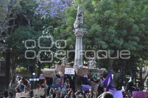 MARCHA . DÍA DE LA MUJER