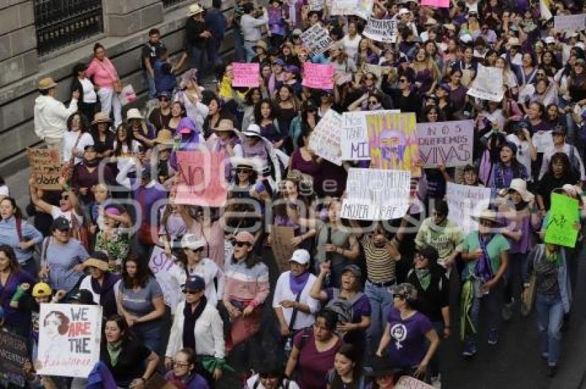 MARCHA . DÍA DE LA MUJER