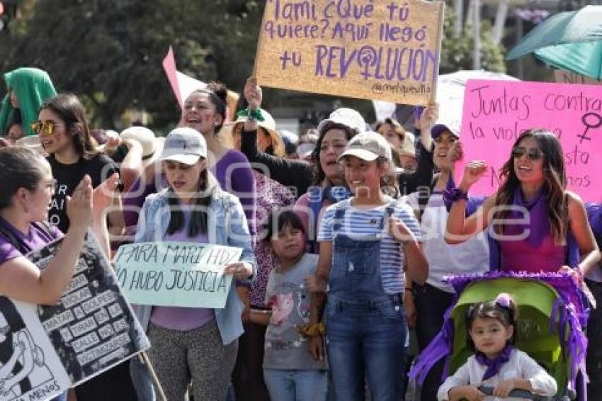 MARCHA . DÍA DE LA MUJER