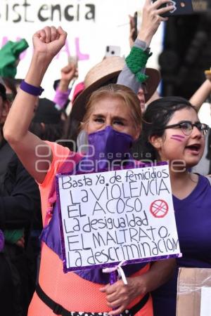 MARCHA . DÍA DE LA MUJER