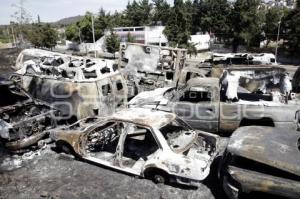 IMSS . INCENDIO VEHÍCULOS