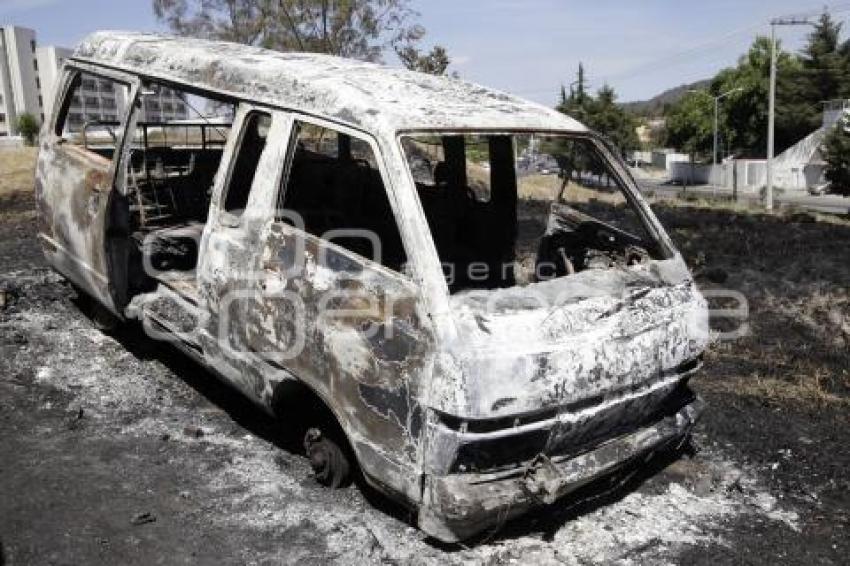 IMSS . INCENDIO VEHÍCULOS