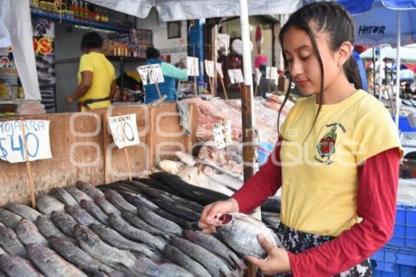 PESCADOS  Y MARISCOS