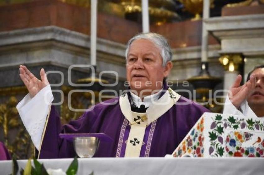 MISA DOMINICAL . CATEDRAL