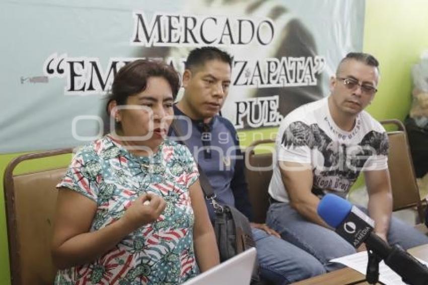 MERCADO ZAPATA . ESTACIONAMIENTO