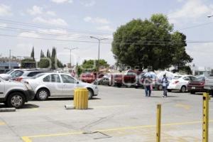 MERCADO ZAPATA . ESTACIONAMIENTO