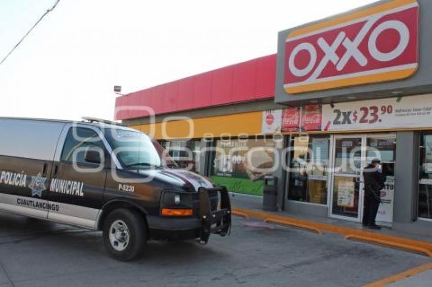 ASALTO . OXXO