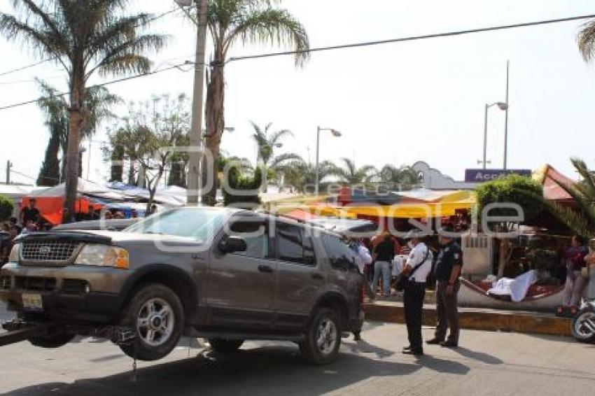 CANOA . CHOQUE TIANGUIS