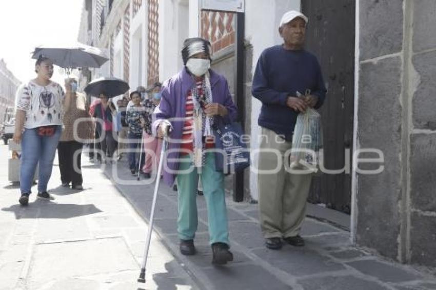 APOYOS ADULTOS MAYORES