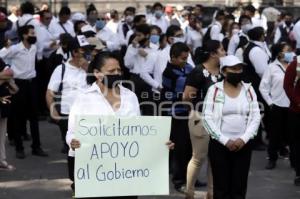 MANIFESTACIÓN MESEROS