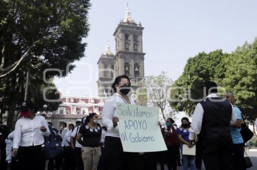 MANIFESTACIÓN MESEROS