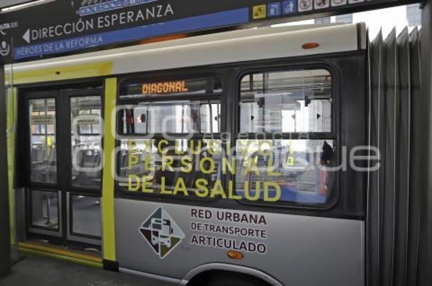 METROBUS . VAGÓN SALUD