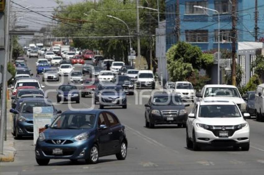 CORONAVIRUS . TRÁFICO VEHICULAR