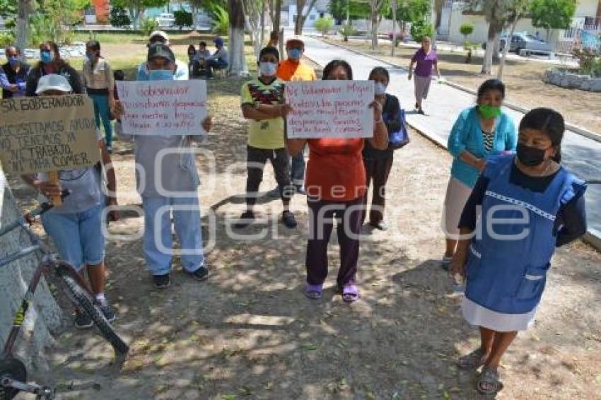 TEHUACÁN . SOLICITAN DESPENSAS