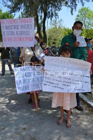 TEHUACÁN . SOLICITAN DESPENSAS