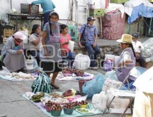 MERCADO ACATLÁN