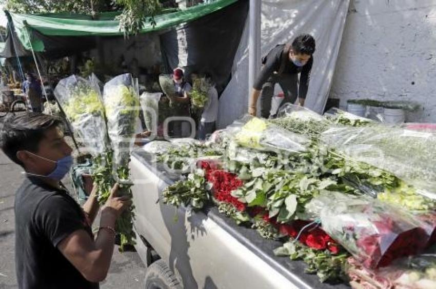 DÍA DE LAS MADRES . FLORES