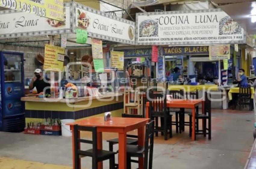 MERCADO ZAPATA . ZONA COMIDA