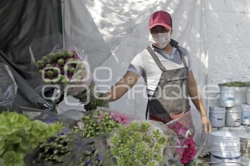 DÍA DE LAS MADRES . FLORES