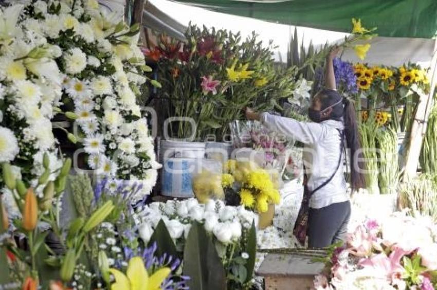 DÍA DE LAS MADRES . FLORES